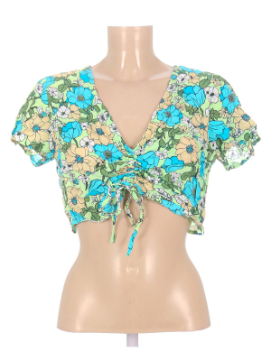 Футболка укороченная