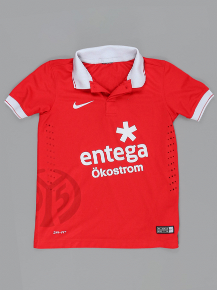 Футболка-поло