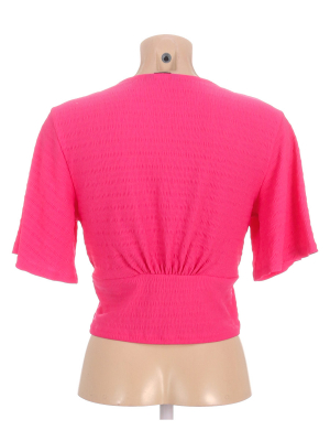 Футболка укороченная