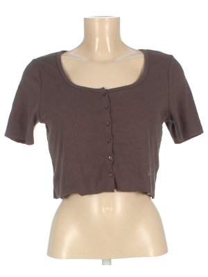 Футболка укороченная