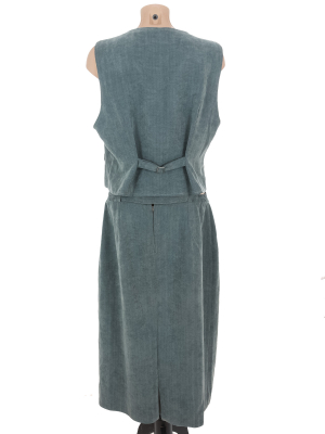 Комплект (юбка, жилет)