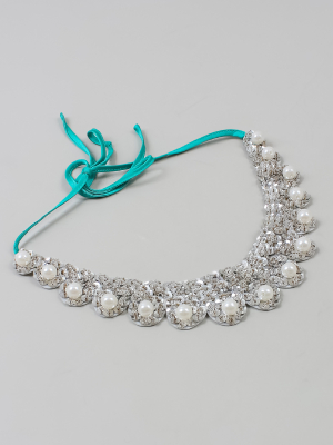 Украшение на шею