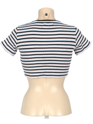 Футболка укороченная