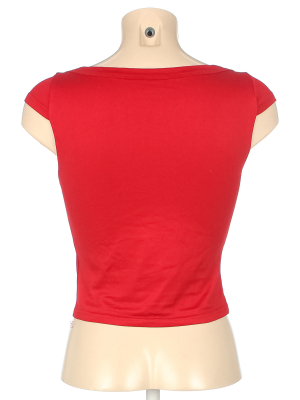 Футболка укороченная