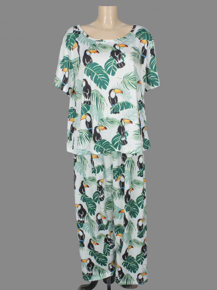 Комплект (брюки, футболка)