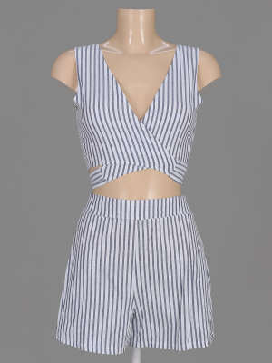 Комплект (шорты, топ)