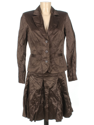 Комплект (юбка, жакет)