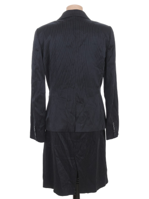 Комплект (юбка, жакет)