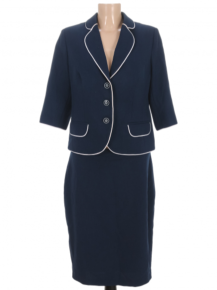 Комплект (юбка, жакет)