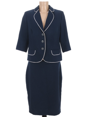 Комплект (юбка, жакет)