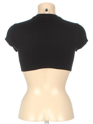 Футболка укороченная