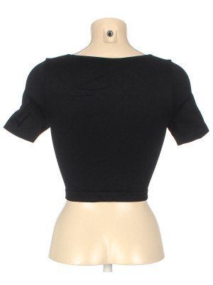 Футболка укороченная