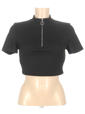 Футболка укороченная